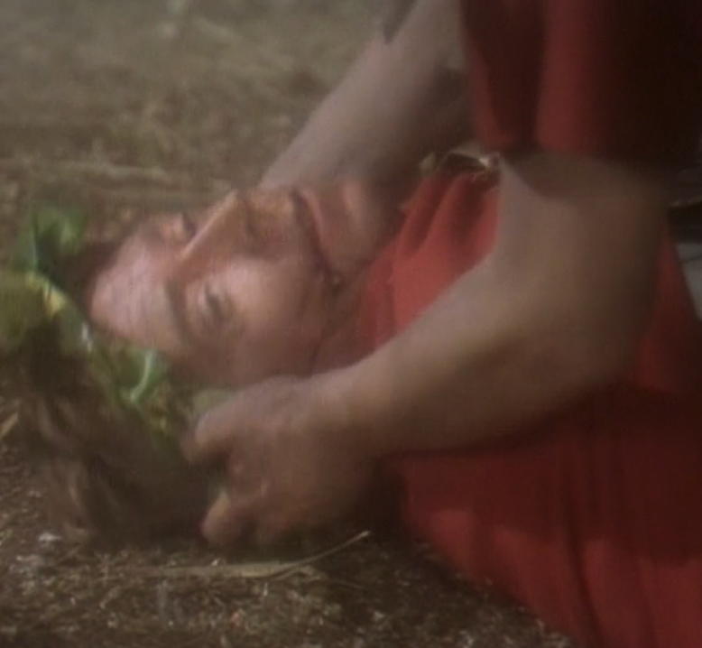 laurel wreath being placed on Cassius' head