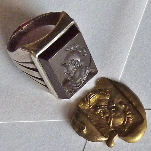 signet ring and seal made with that signet ring